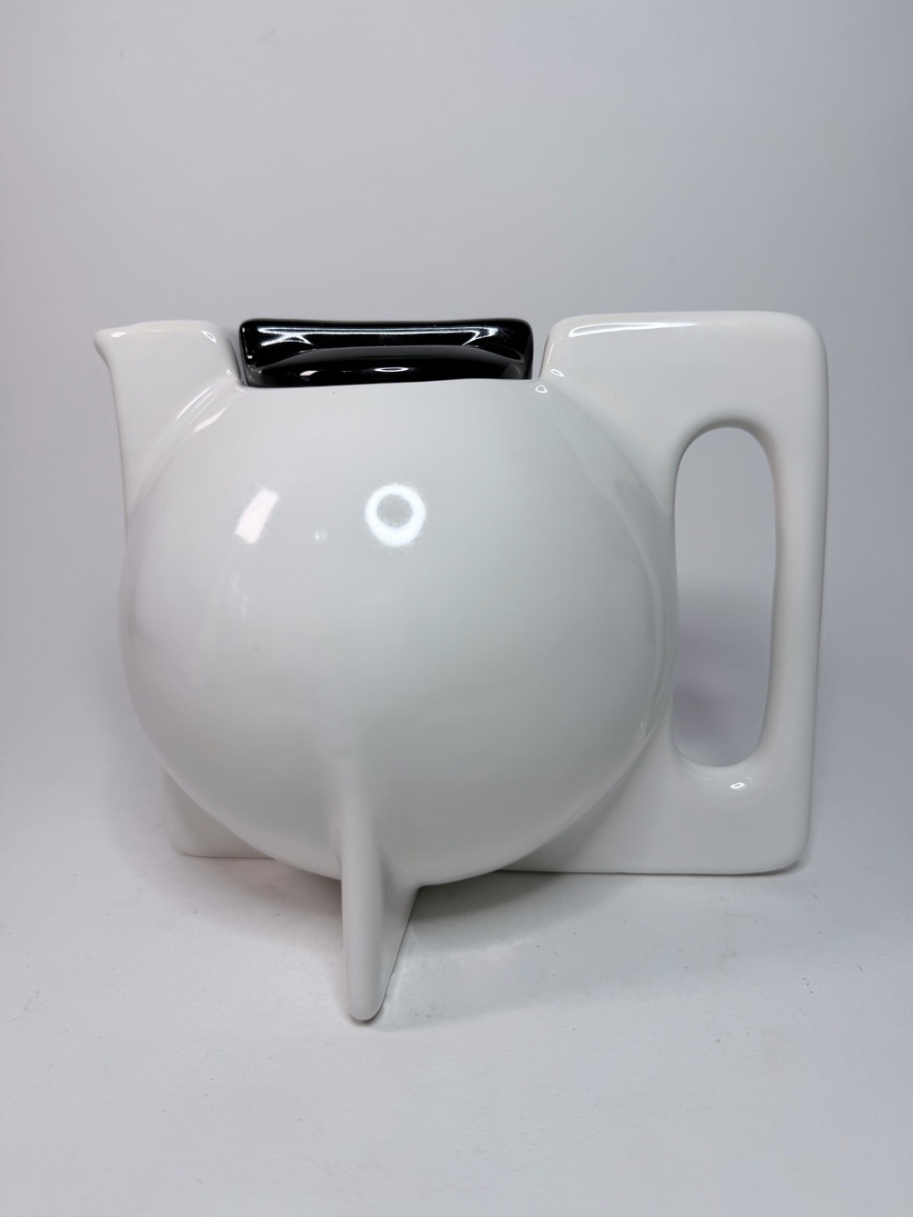 1980s Postmodern Bauhaus / Memphis Ceramic Teapot